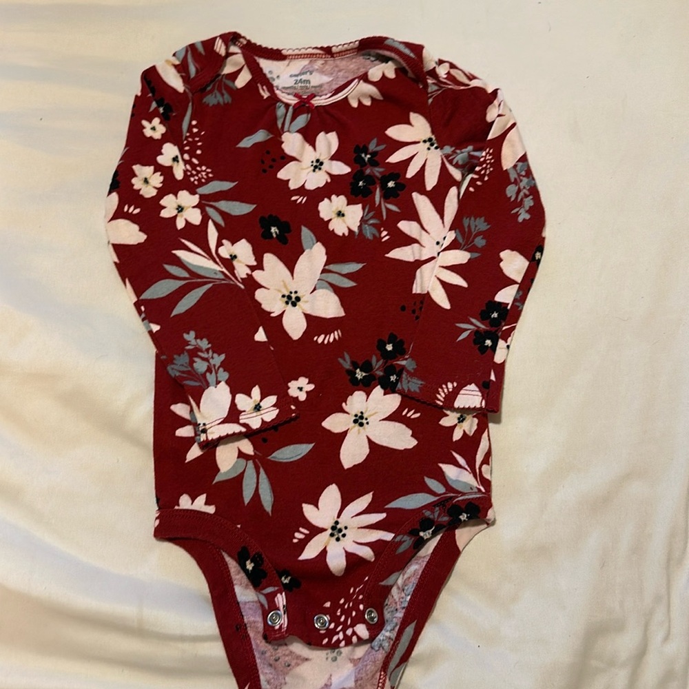 Carters onsie. Girls. 24 months, 2 pieces included